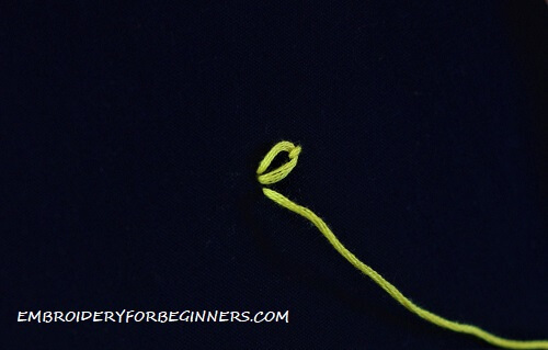 starting second petal for lazy daisy stitch